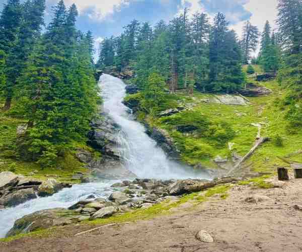 Kund Banda Waterfall